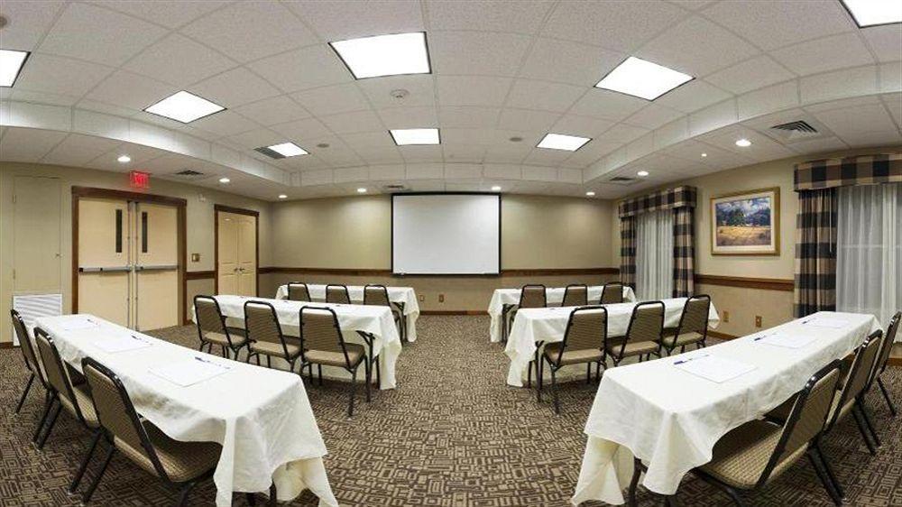 Holiday Inn Express Turlock By Ihg Exterior foto