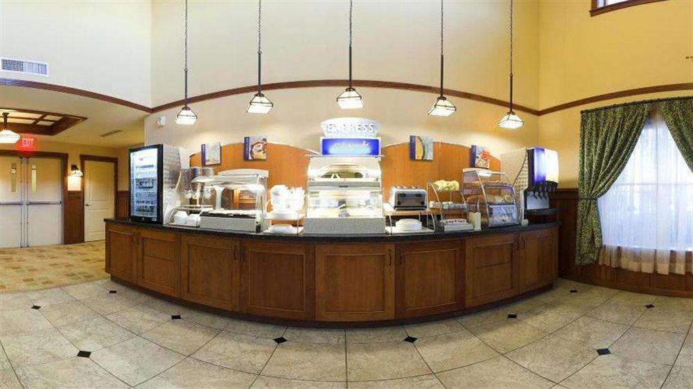Holiday Inn Express Turlock By Ihg Exterior foto